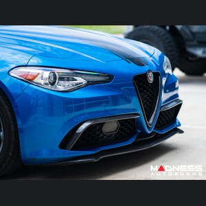 Alfa Romeo Giulia Front Canards - Carbon Fiber - V2 - Feroce Carbon - Sport/ Ti/ Veloce